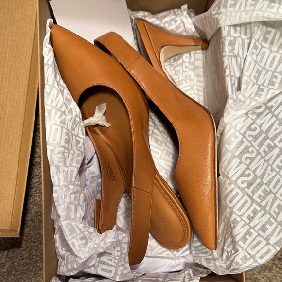 Steve Madden Elodine Tan Leather heels 7.5 - Picture 4 of 9